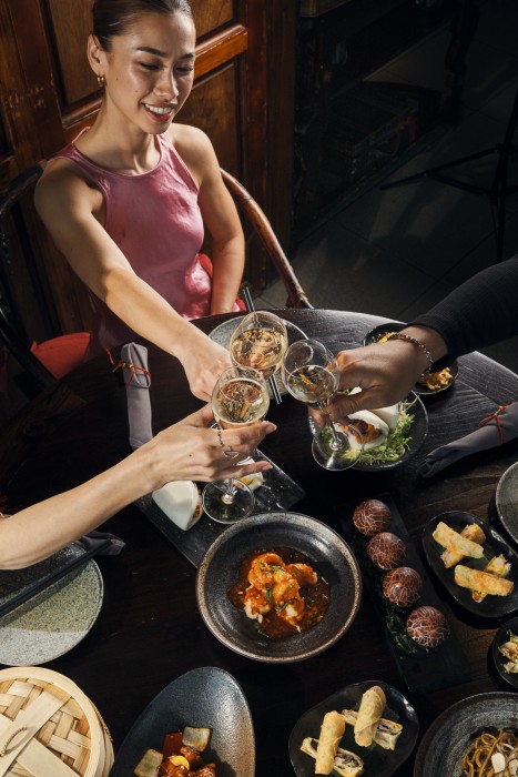 Weekend Brunch in London | The Dynasty Experience
Enjoy an unforgettable brunch at The Shard. Our Dynasty Brunch pairs Northern Chinese cuisine with spectacular views of London, resident DJs, and flowing cocktails.
Learn More

